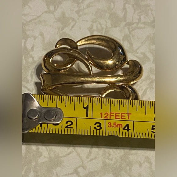 LAST CHANCE 🔥 Vintage Costume Signed Monet Pin #6093 - Picture 3 of 5